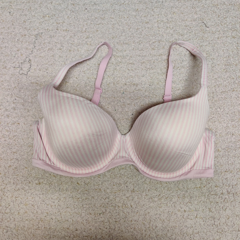 Victoria's secret bra